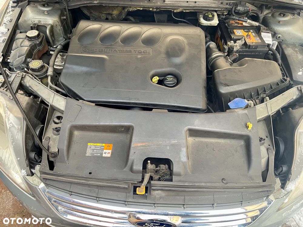 Ford Mondeo 2.0 TDCi Ghia - 25