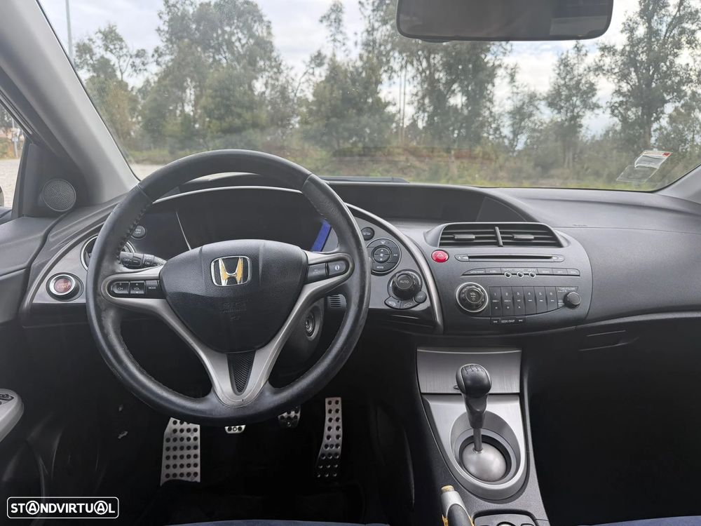 Honda Civic 1.4 Comfort - 7