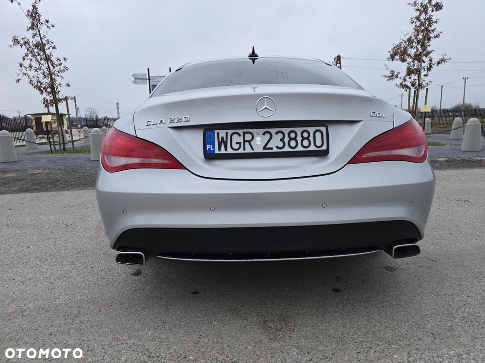 Mercedes-Benz CLA 220 d 7G-DCT - 8