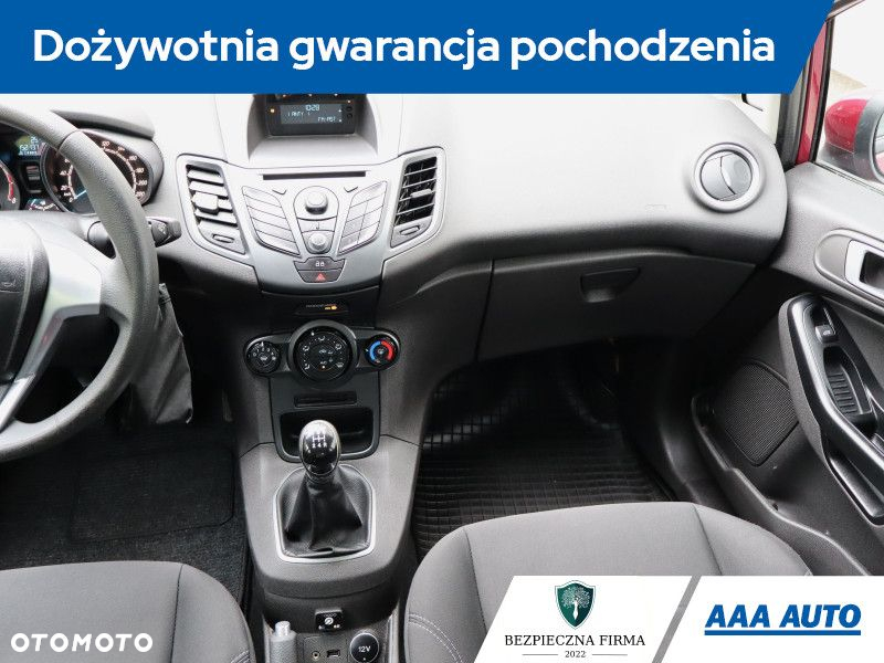 Ford Fiesta - 9