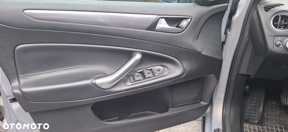 Ford Mondeo 2.0 TDCi Titanium - 13