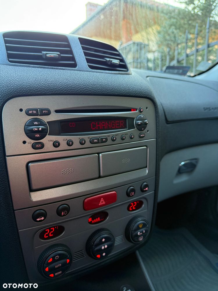 Alfa Romeo 147 - 3