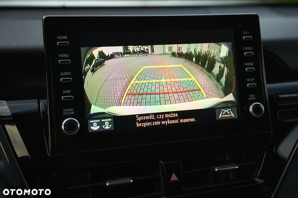 Toyota Camry 2.5 Hybrid Executive CVT - 29