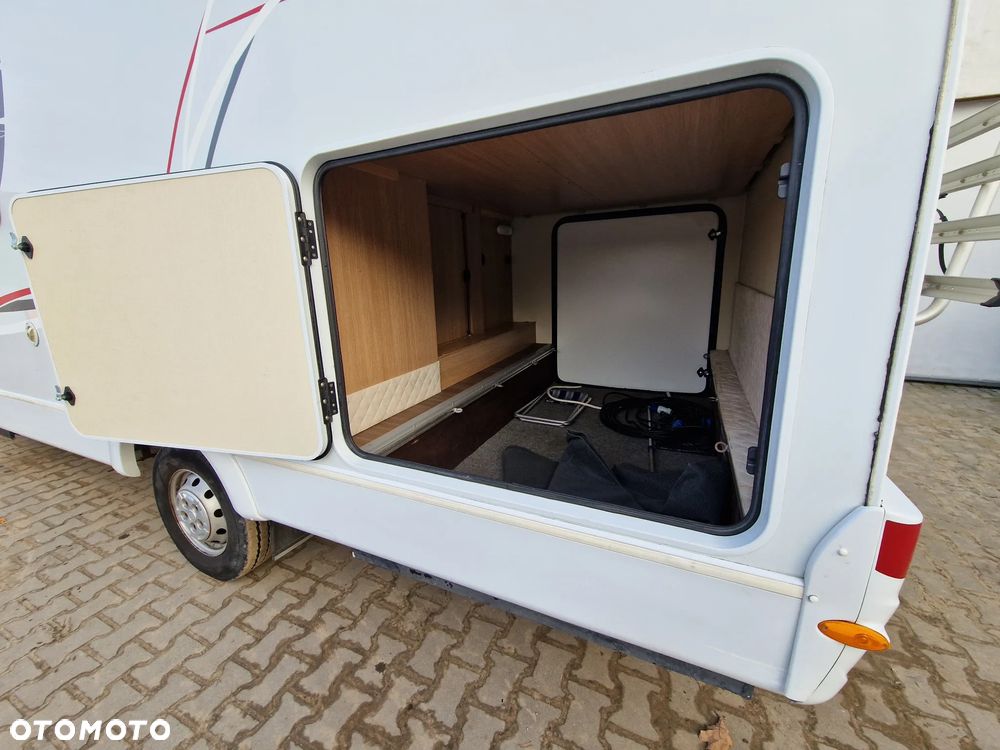 Sunlight A70 Kamper 6 Osób Alkowa Fiat 2.3 JTD Capron A62 Carado A464 - 10