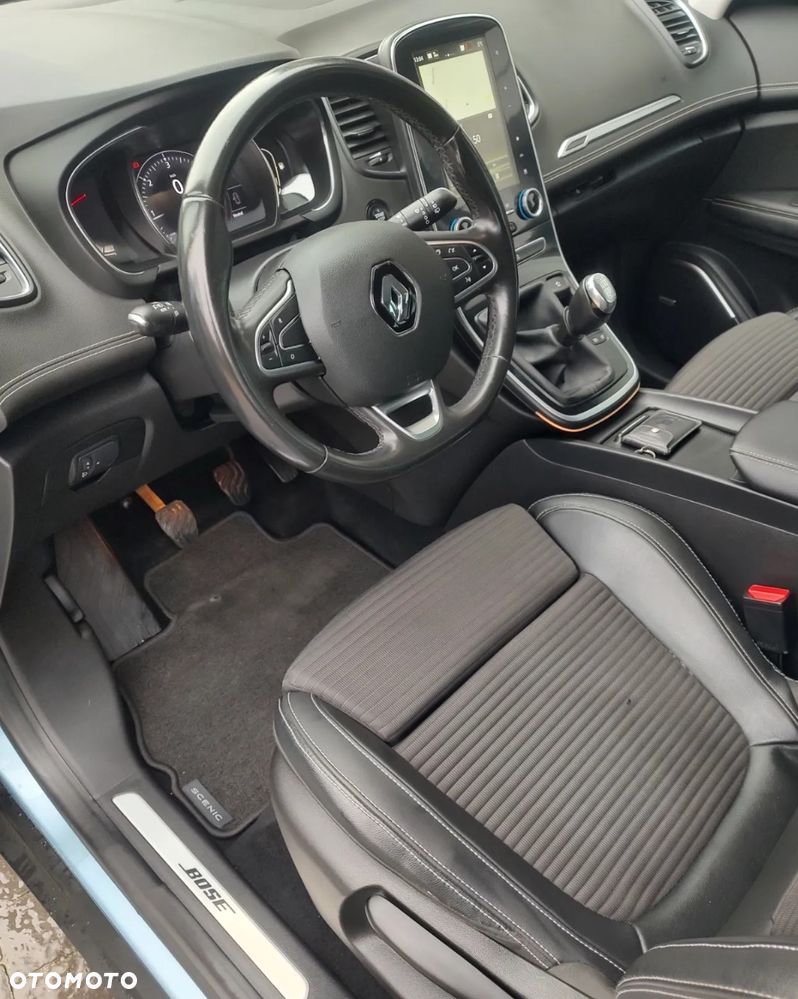 Renault Grand Scenic BLUE dCi 120 BOSE EDITION - 13