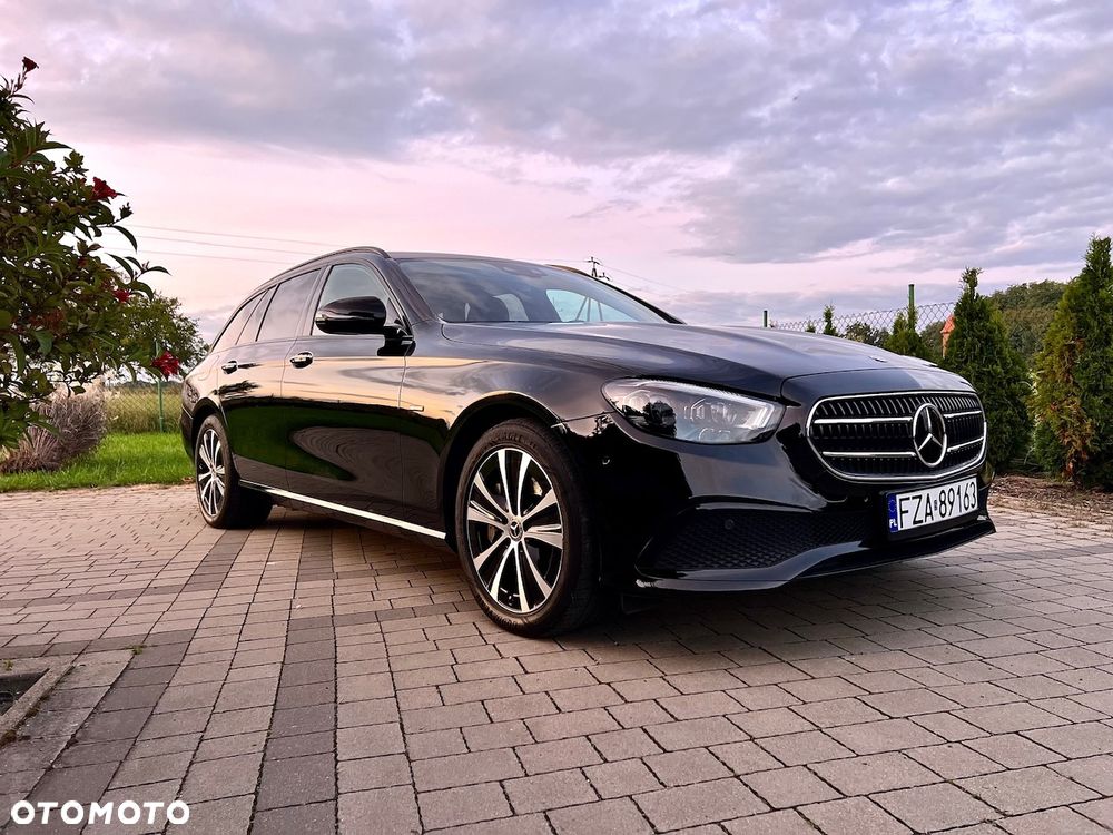 Mercedes-Benz Klasa E 220 d 4Matic 9G-TRONIC Avantgarde - 8