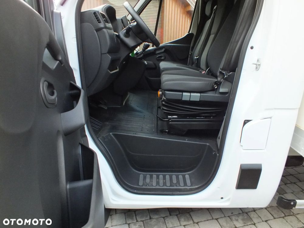 Renault Master - 30