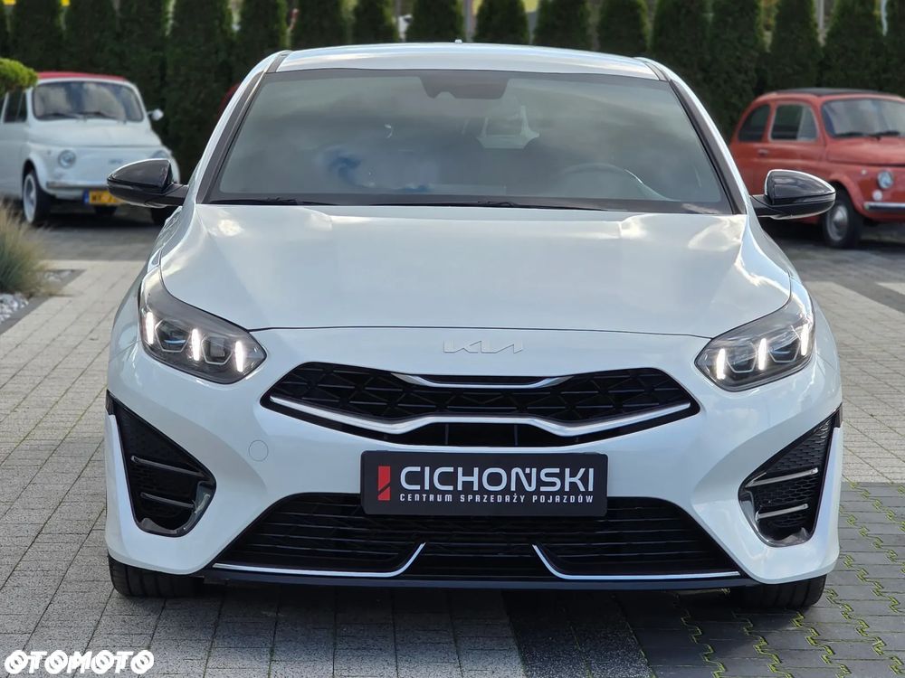 Kia ProCeed - 29