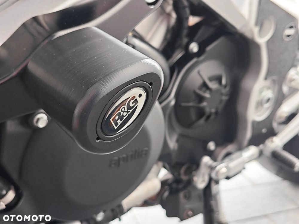 Aprilia Tuono - 11