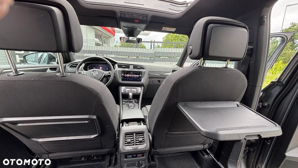 Volkswagen Tiguan - 19