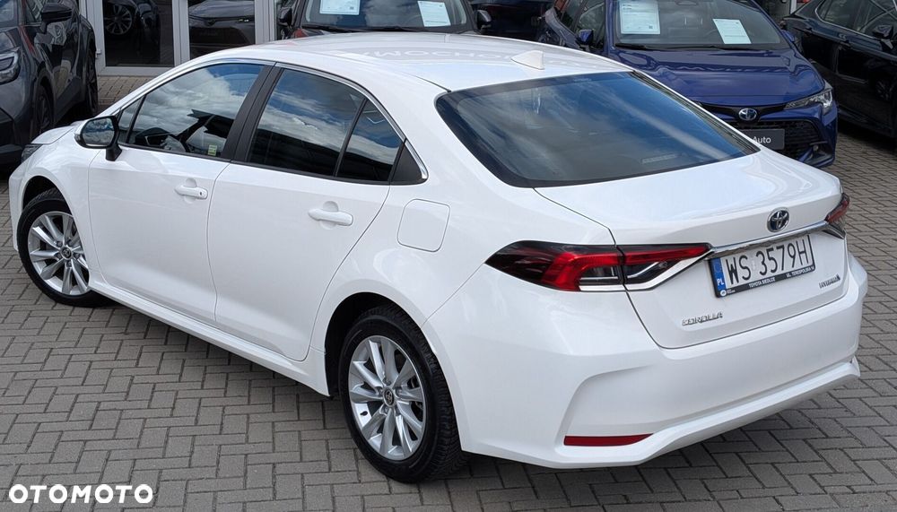 Toyota Corolla 1.8 Hybrid Comfort - 16