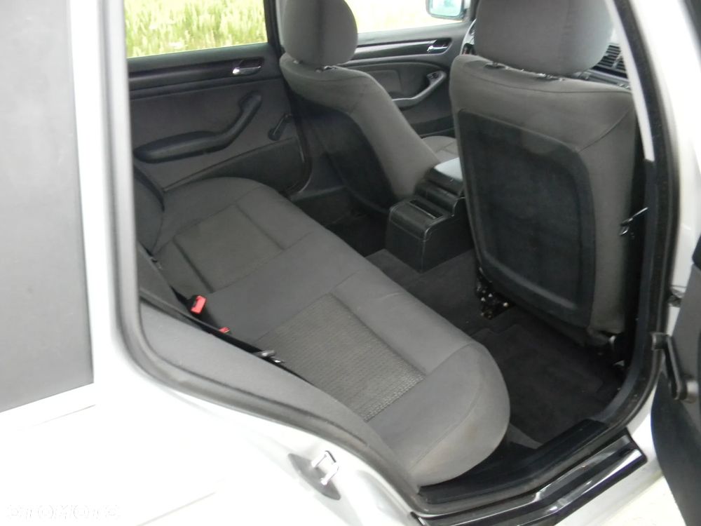 BMW Seria 3 316i Edition Exclusive - 22