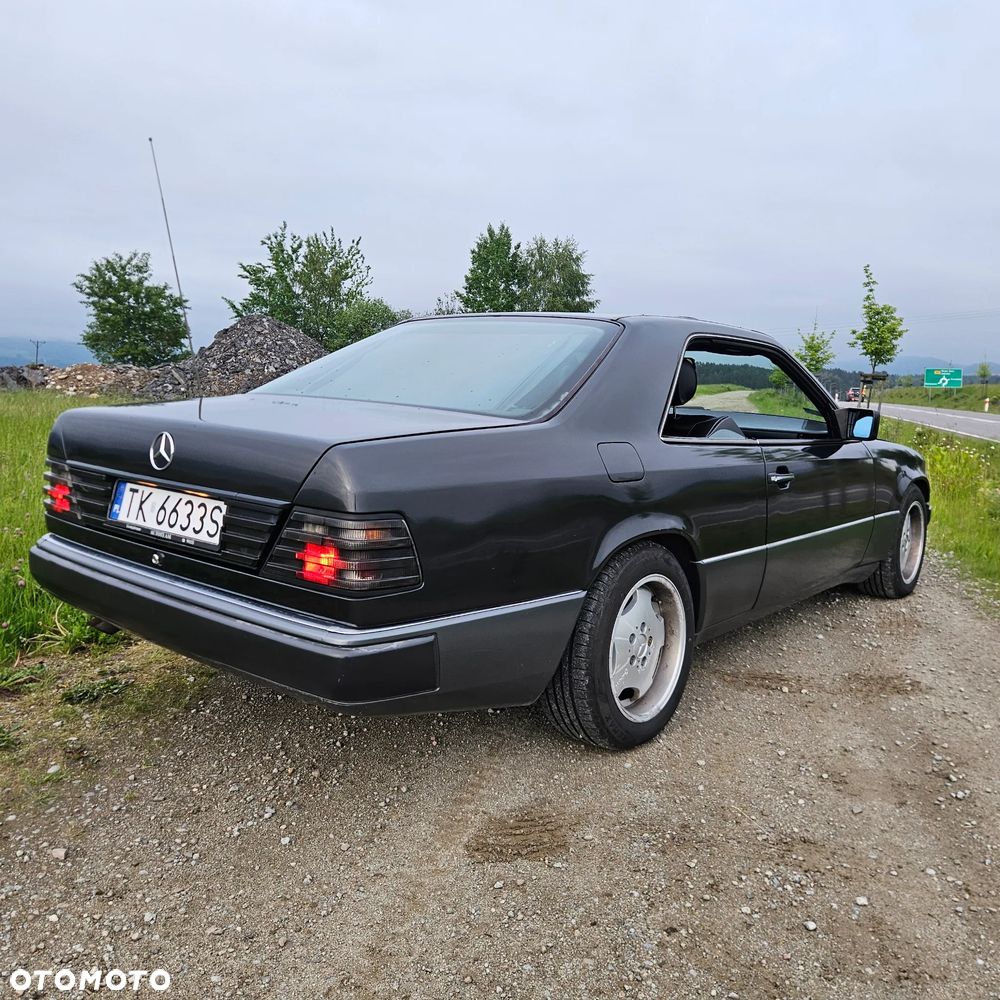Mercedes-Benz W124 (1984-1993) - 2