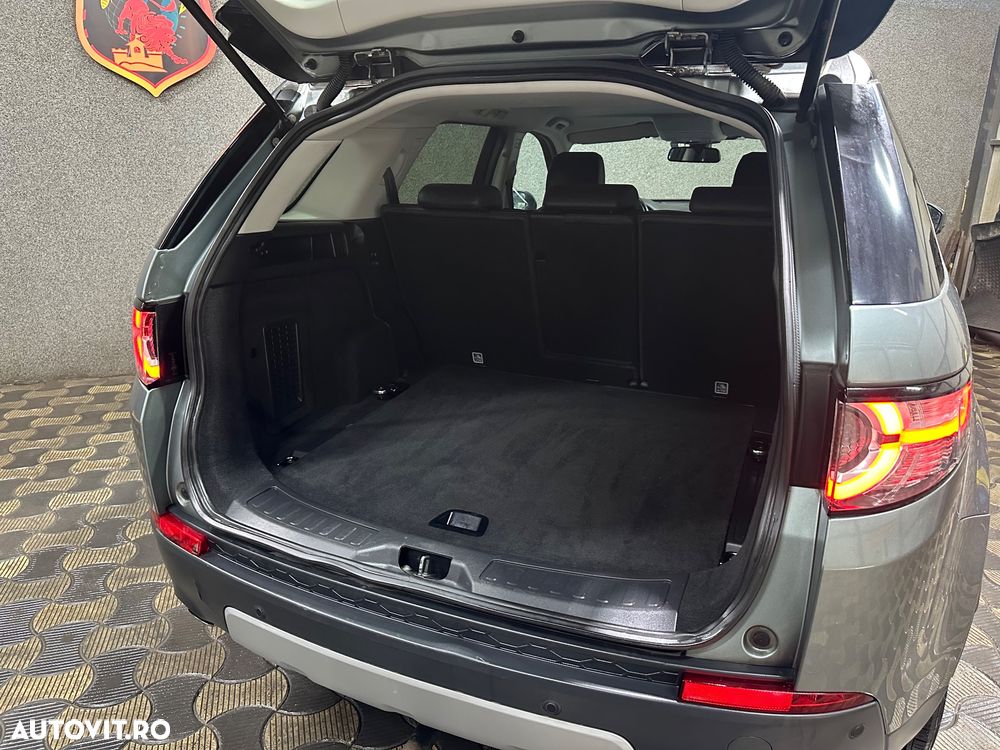 Land Rover Discovery Sport - 10