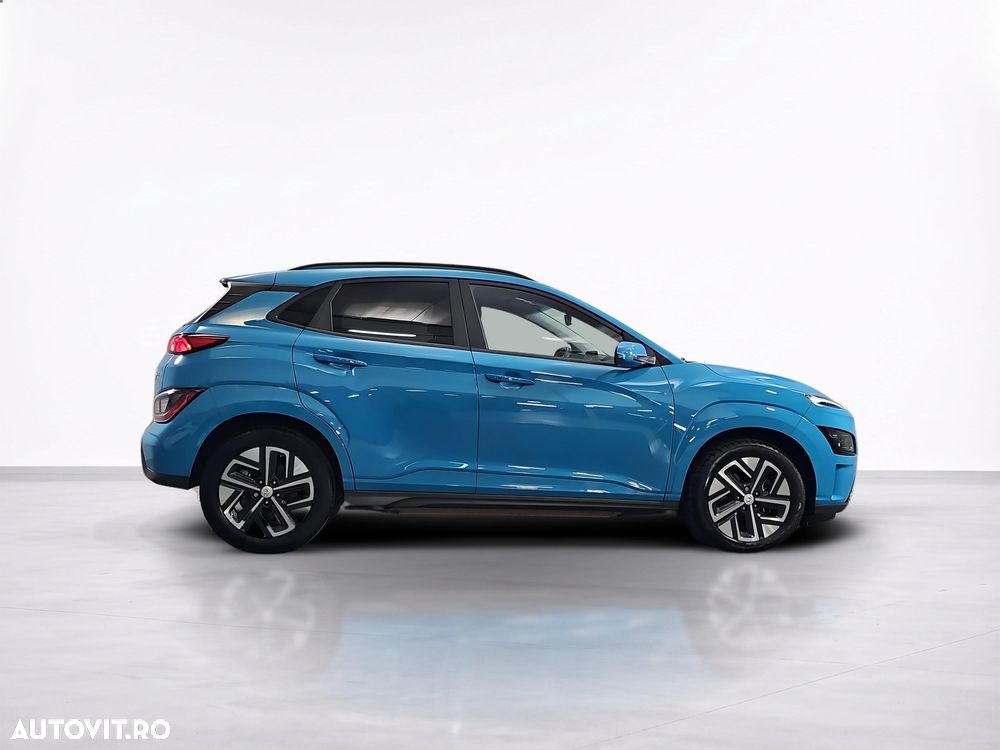 Hyundai KONA - 7