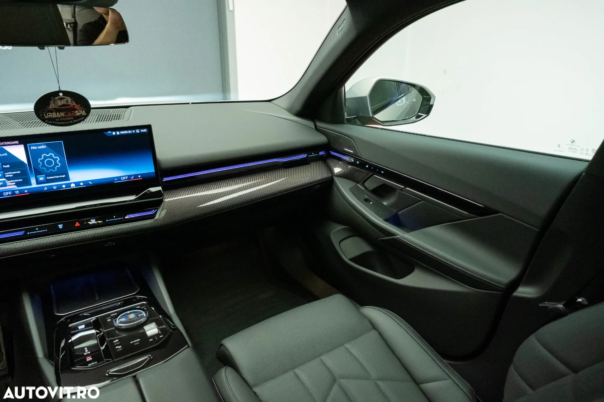 BMW Seria 5 520i Aut. - 23