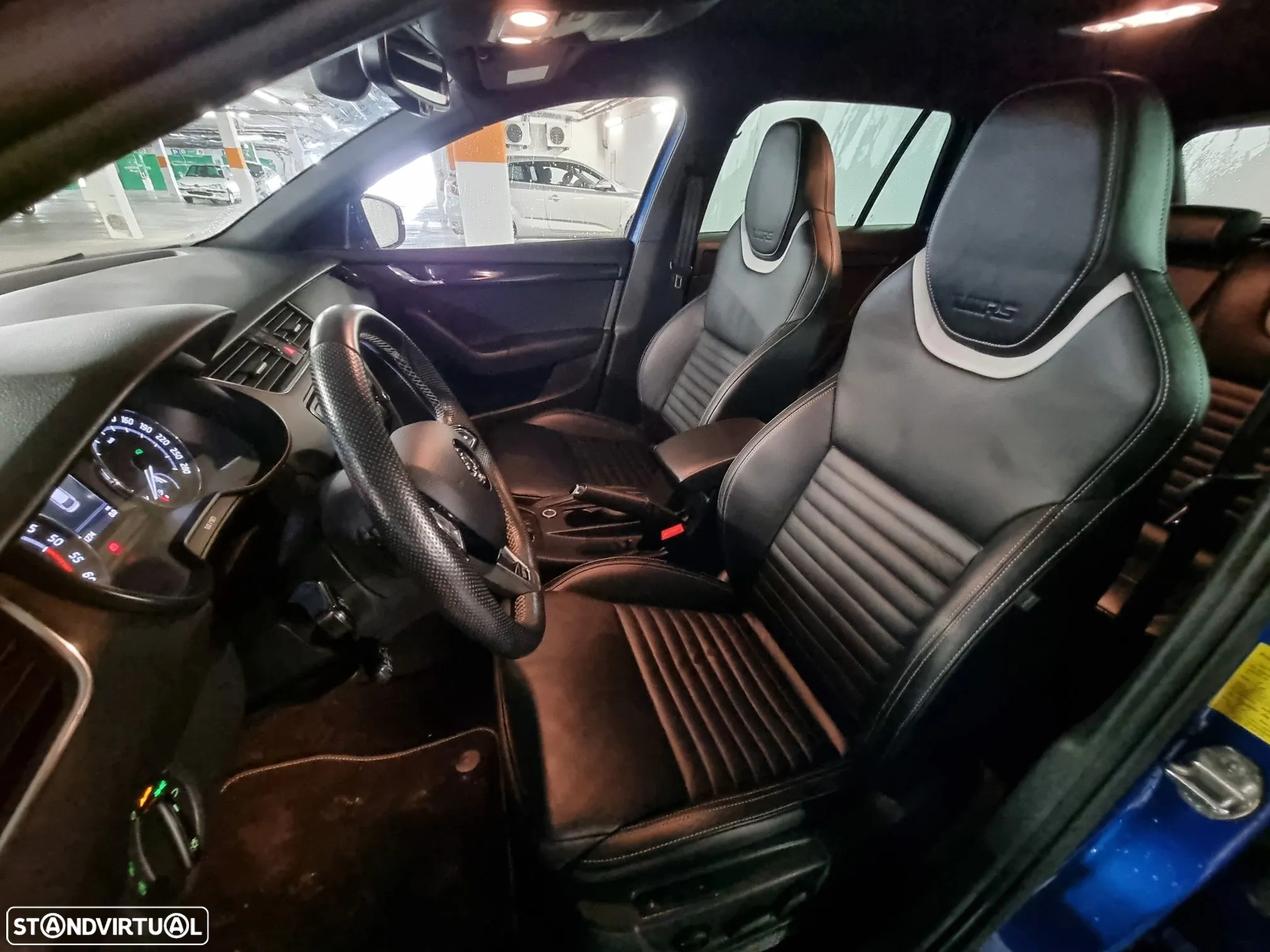 Skoda Octavia Break 2.0 TDI 4x4 DSG RS - 19