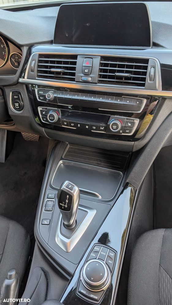 BMW 3 Series 2018 — imagine 8