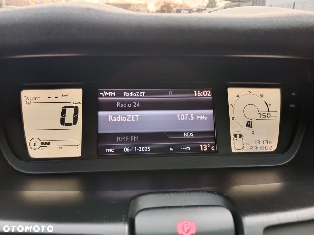 Citroën C4 Picasso VTi 120 Business Class - 20