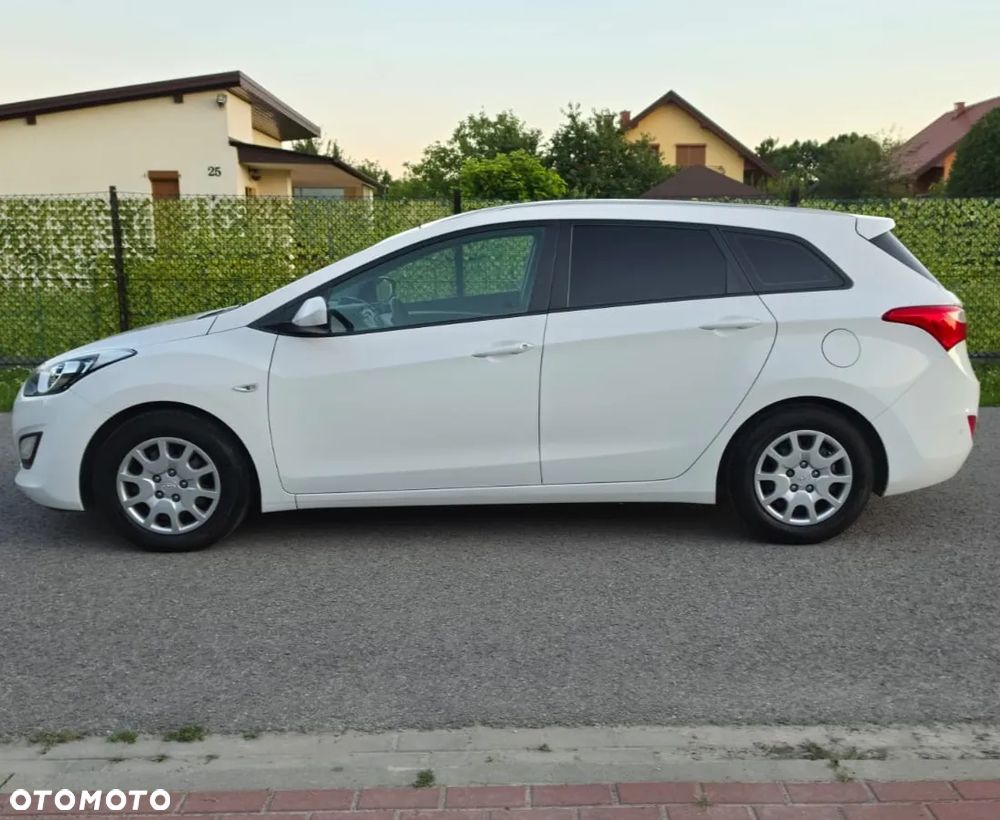 Hyundai i30 i30cw 1.4 Fifa World Cup Edition - 12