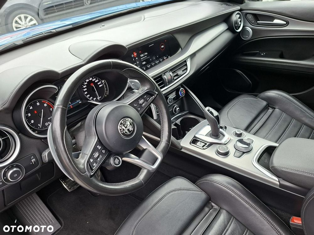 Alfa Romeo Stelvio 2022