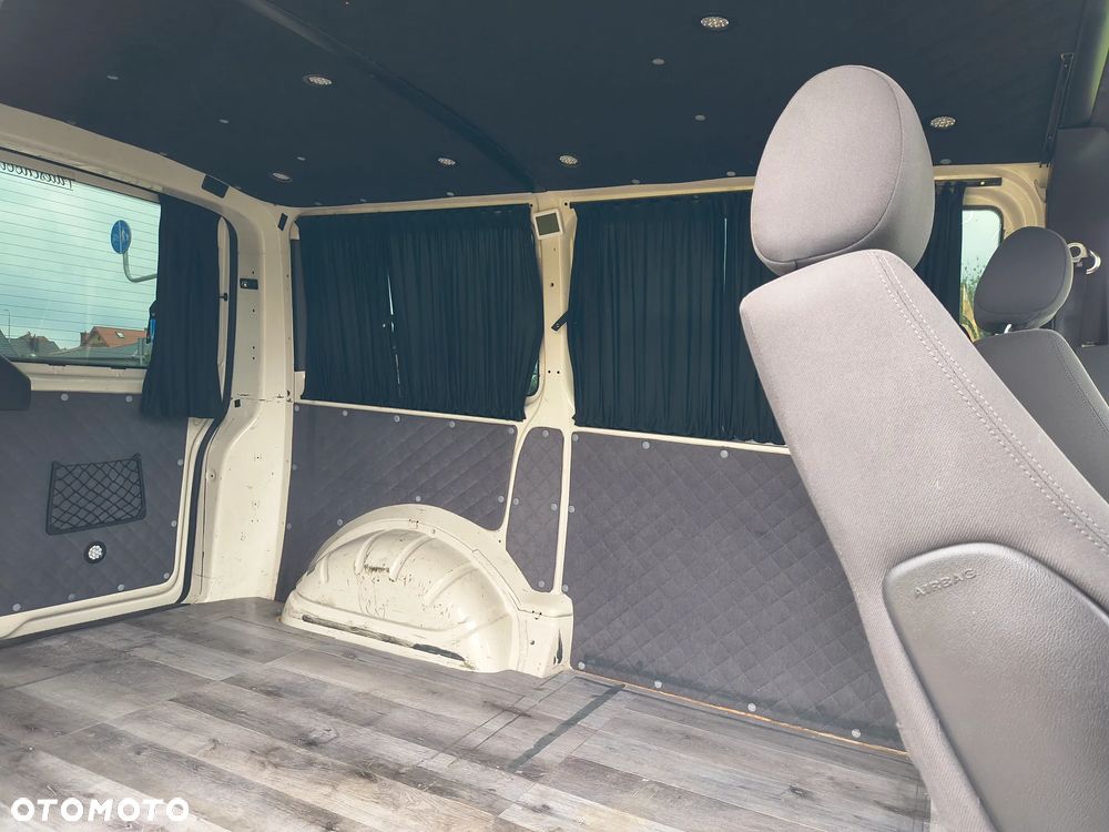 Volkswagen Caravela - 22