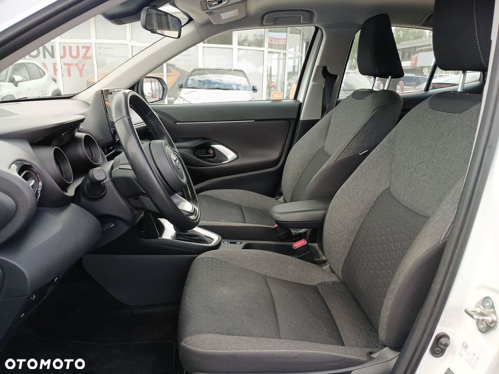 Toyota Yaris Cross Hybrid 1.5 Comfort - 15