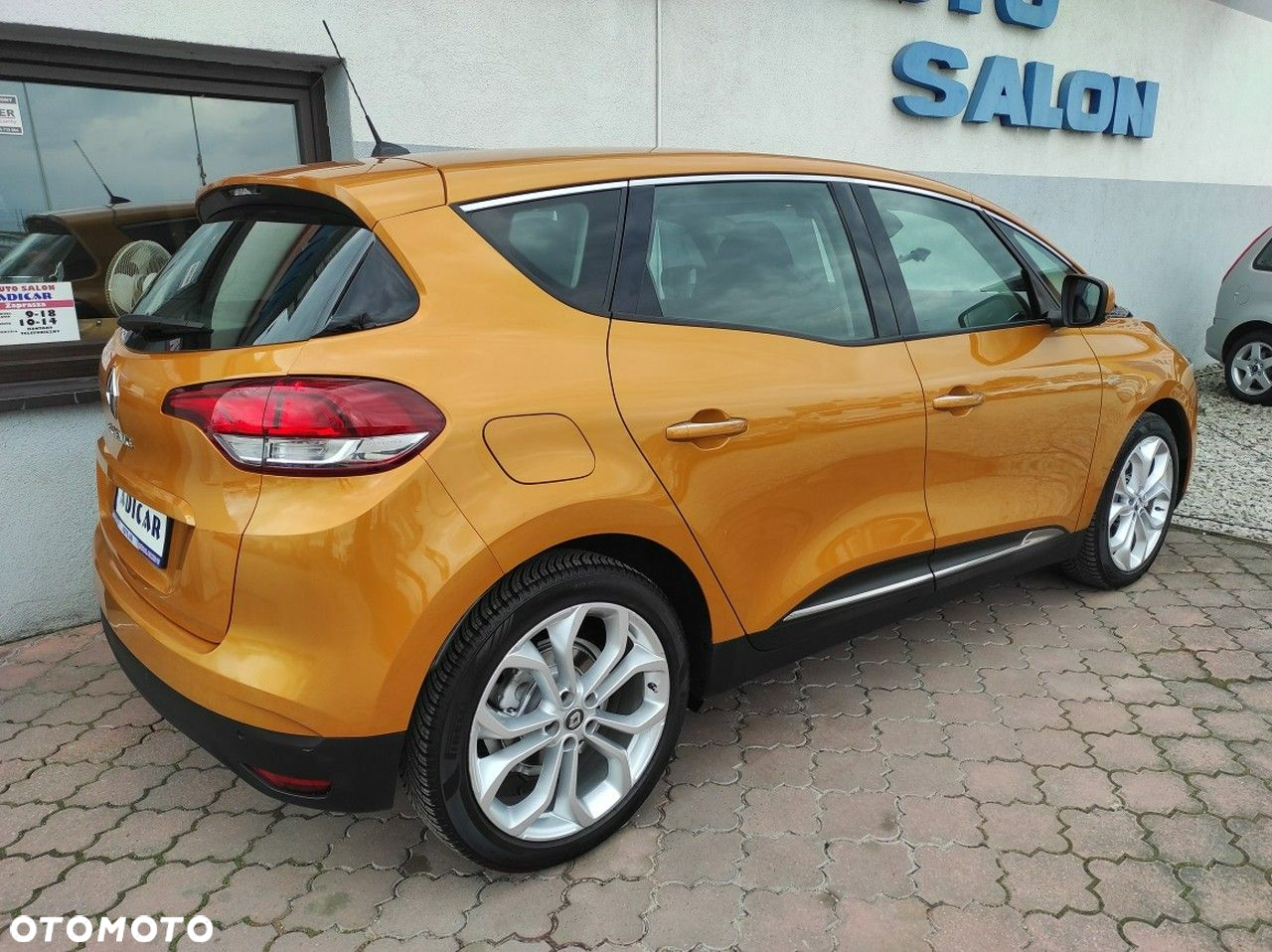 Renault Scenic - 6