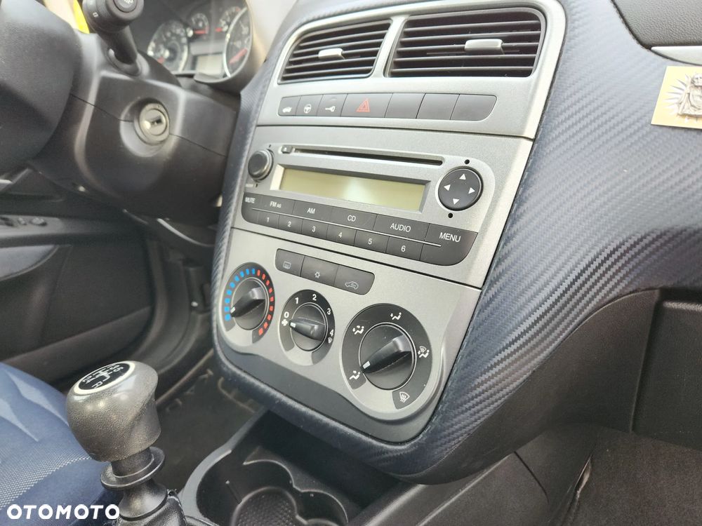 Fiat Grande Punto 1.4 8V Feel - 12