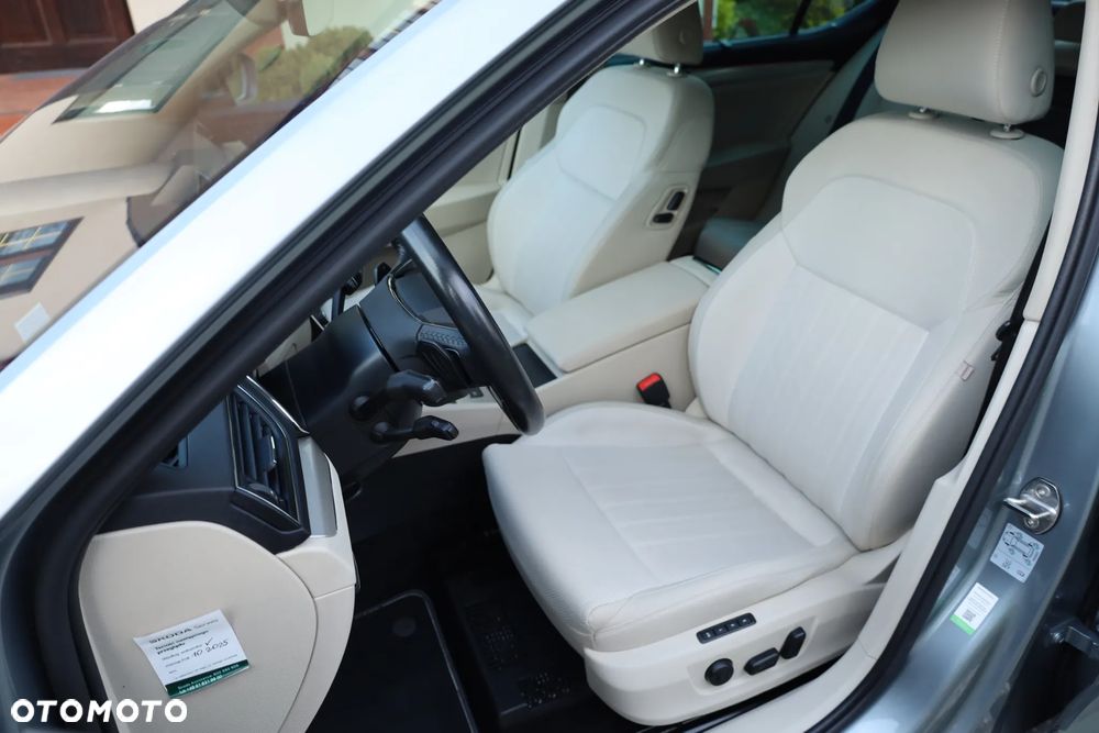 Skoda Superb 2.0 TSI Style DSG - 16