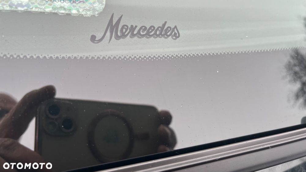 Mercedes-Benz Klasa C 300 4Matic 9G-TRONIC AMG Line Plus - 33