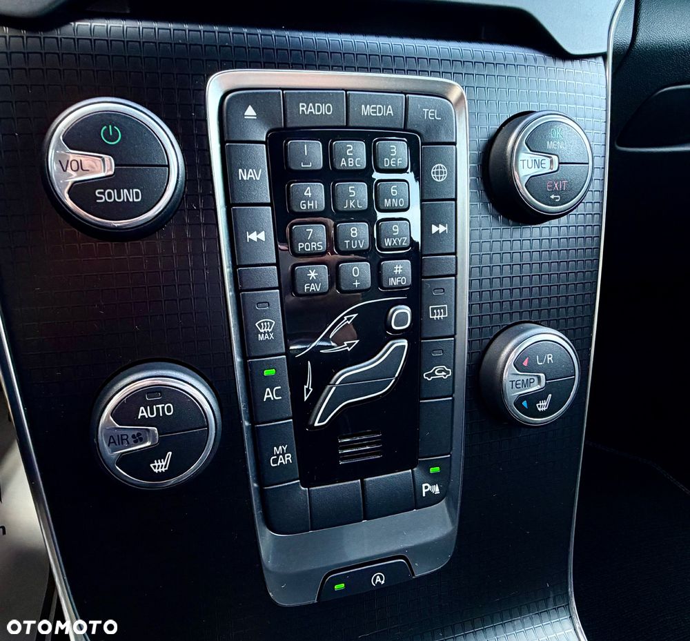 Volvo V40 T4 RDesign - 27