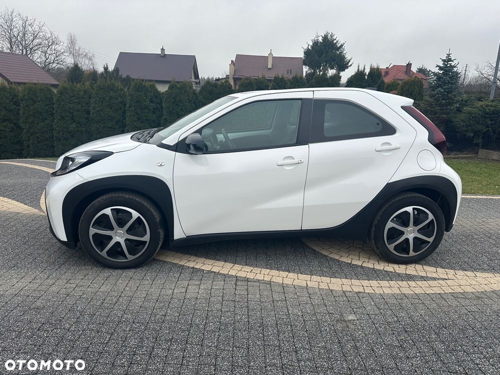 Toyota Aygo X S-CVT Air Limited - 8