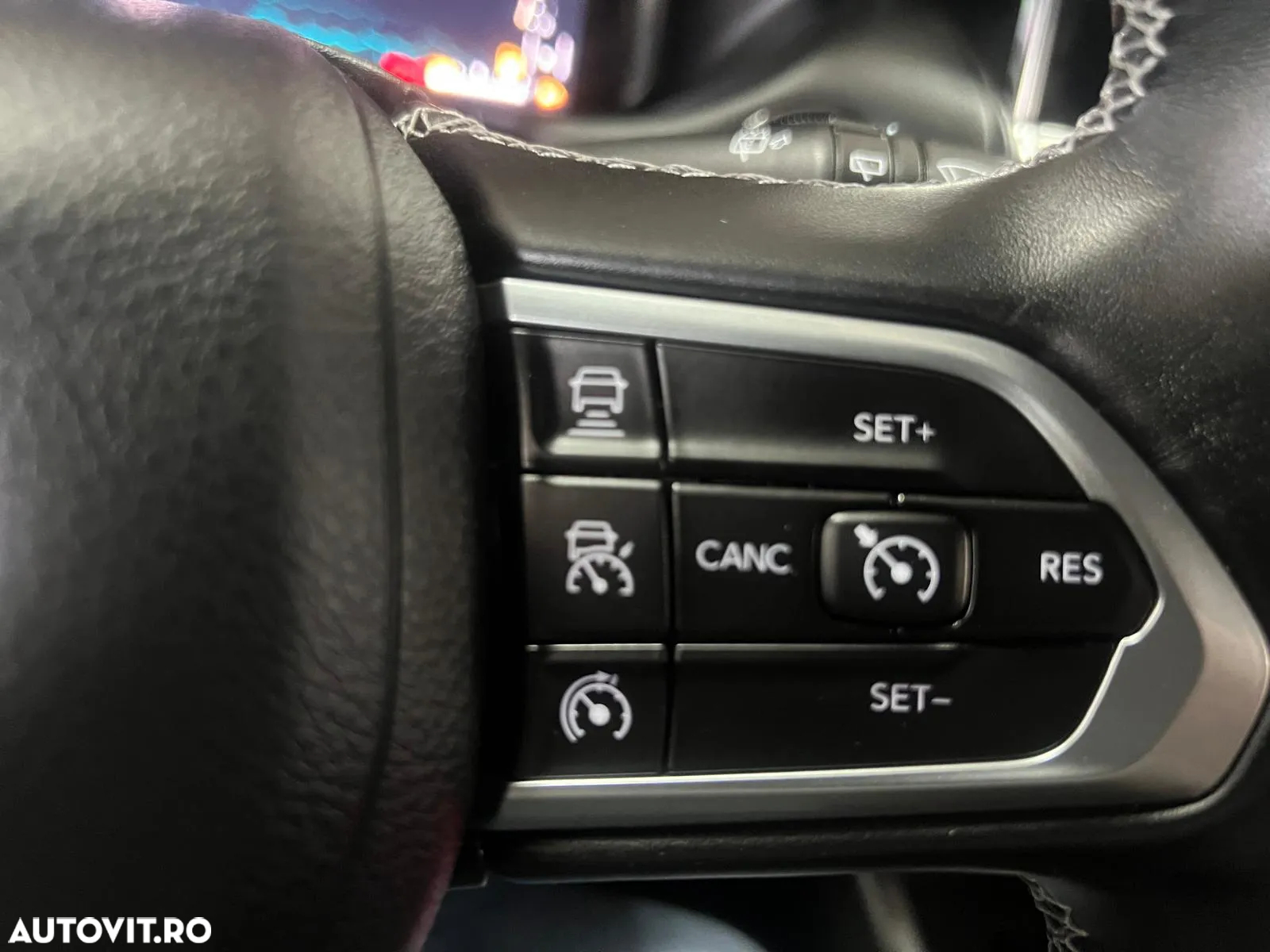Jeep Compass 1.3 T4 4xe PLUG-IN HYBRID Automatik S - 33
