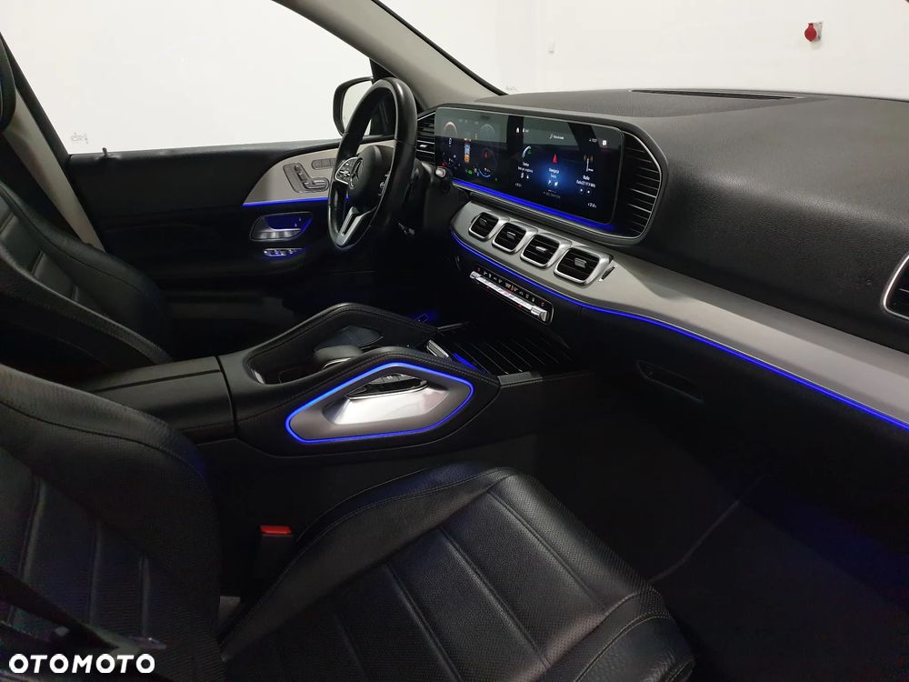 Mercedes-Benz GLE - 40