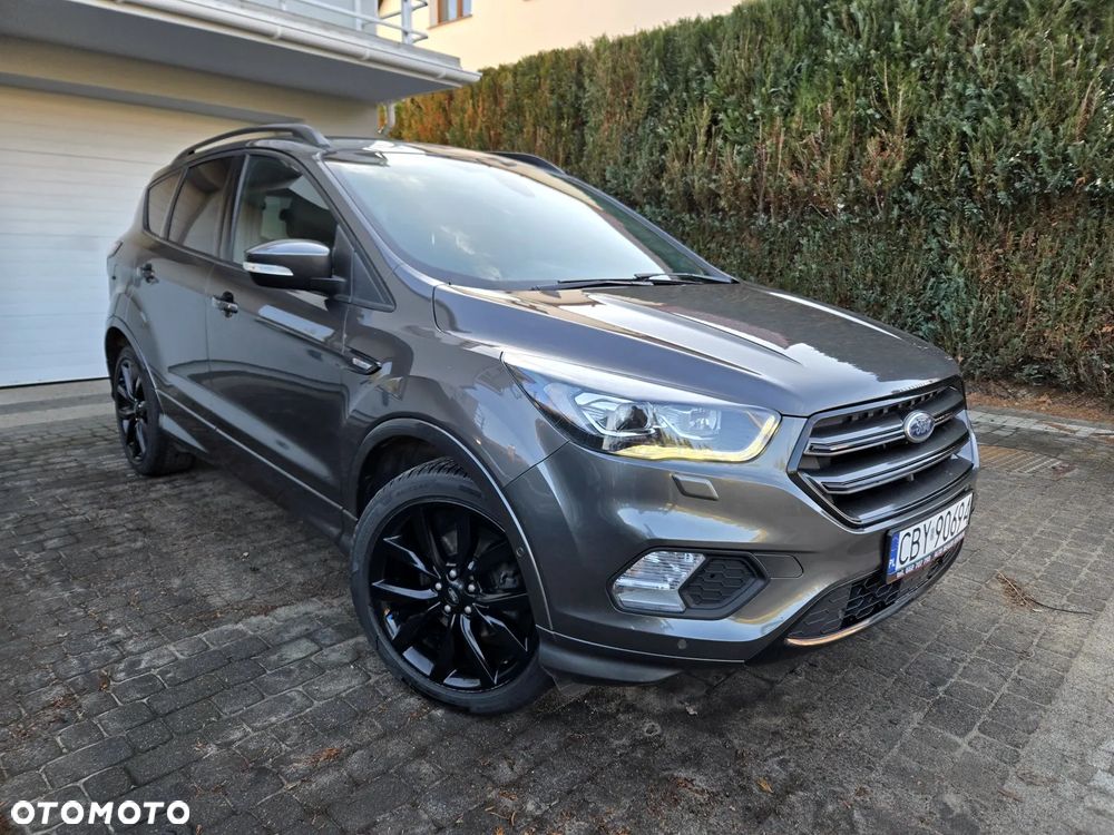 Ford Kuga 1.5 EcoBoost 2x4 SYNC - 2