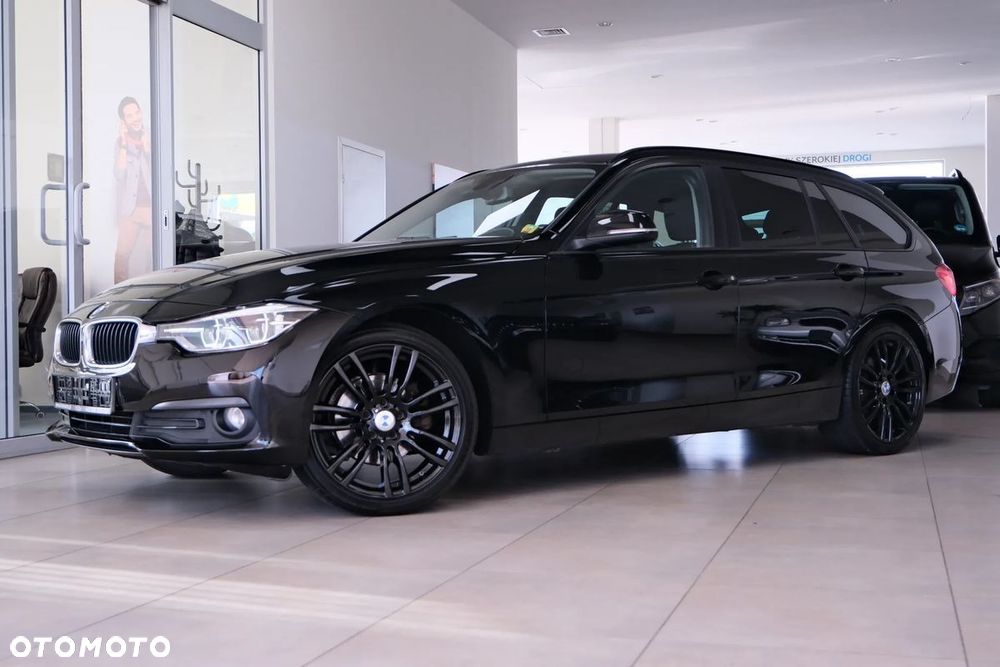 BMW Seria 3 320d Edition M Sport Shadow - 16