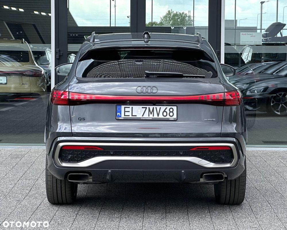 Audi Q5 Sportback - 8