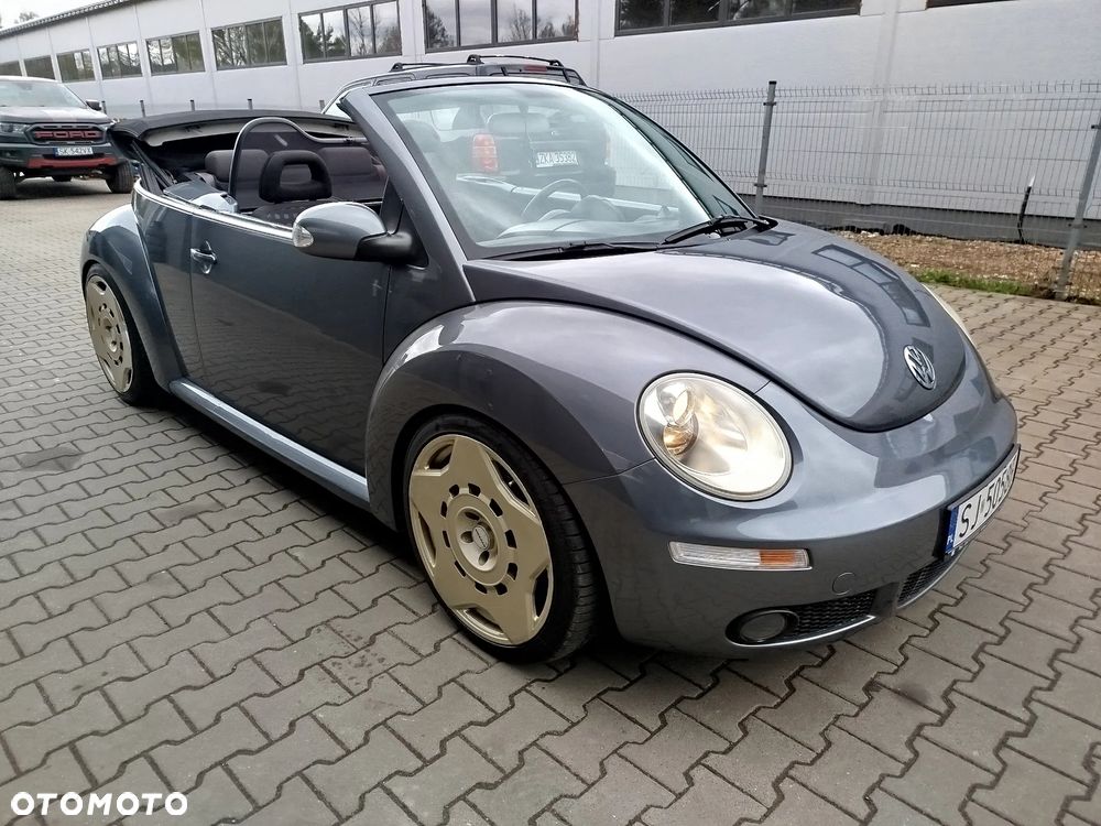 Volkswagen New Beetle - 5