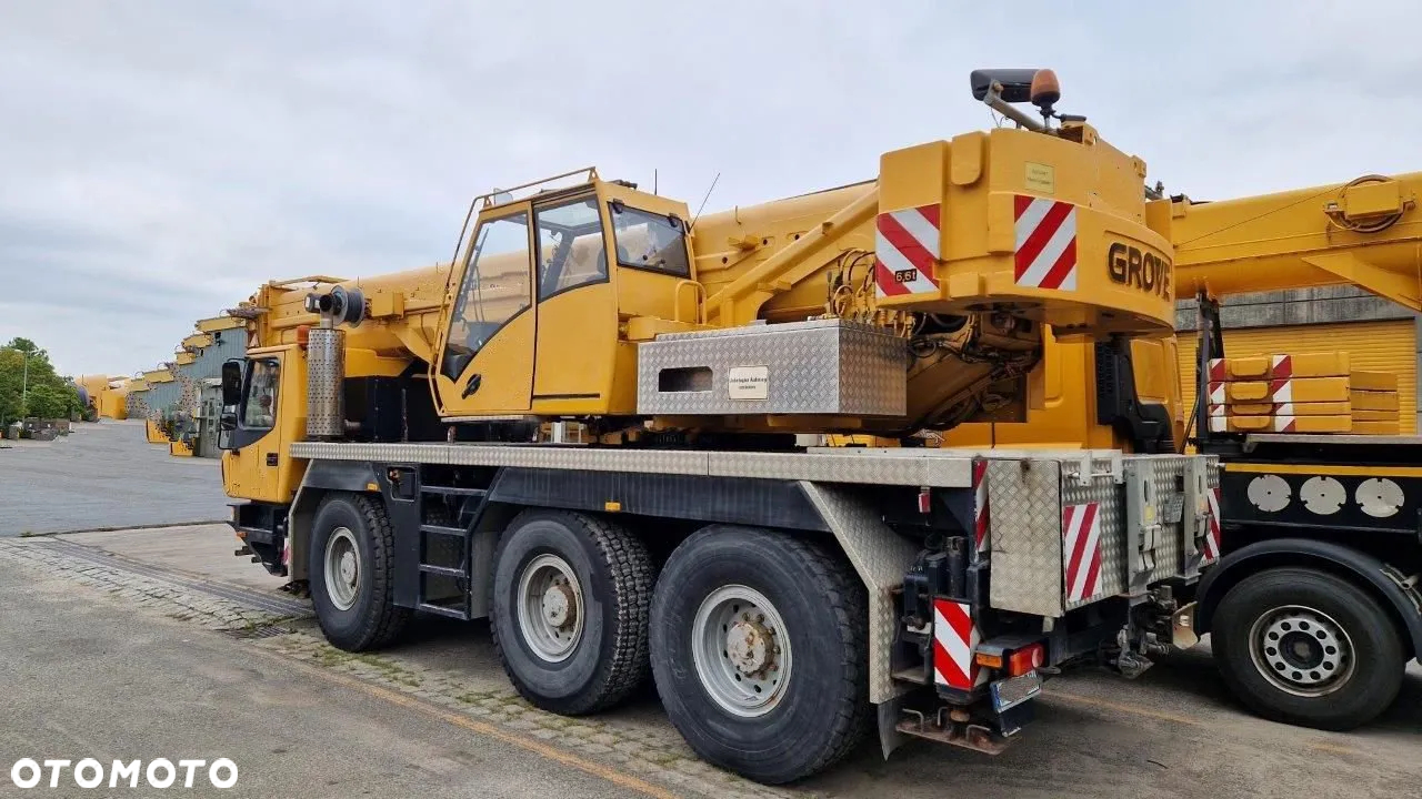Grove GMK 3055 - 3