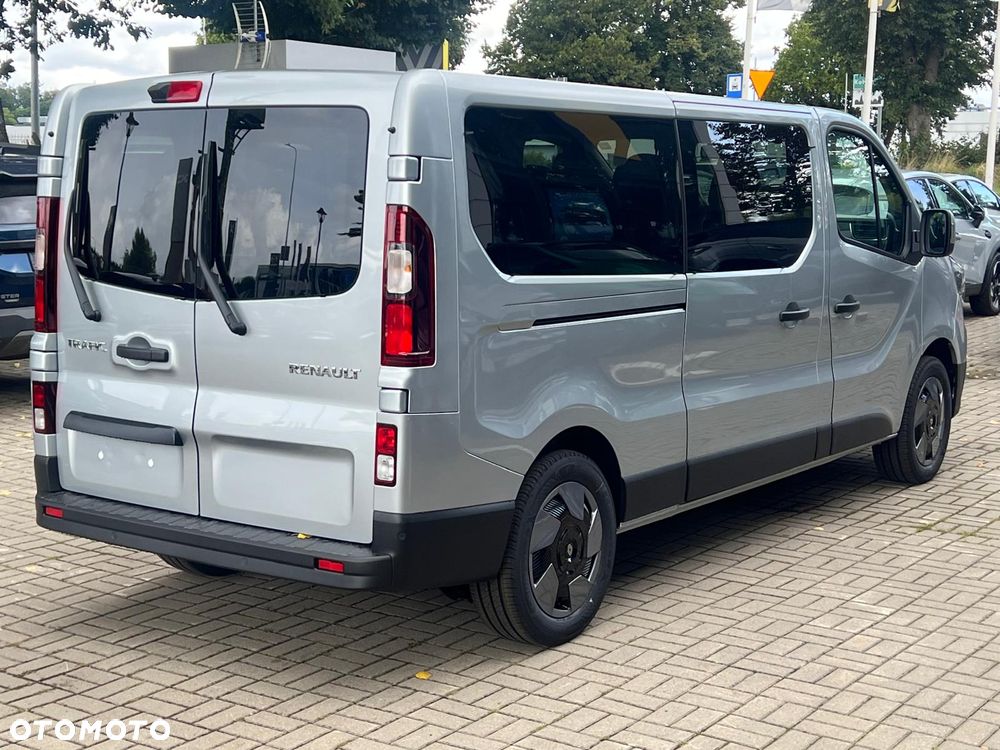 Renault Trafic 2.0 dCi - 3