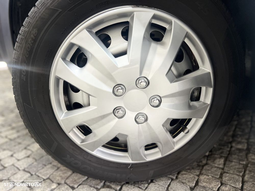 Citroën Berlingo M BlueHDi Feel - 25