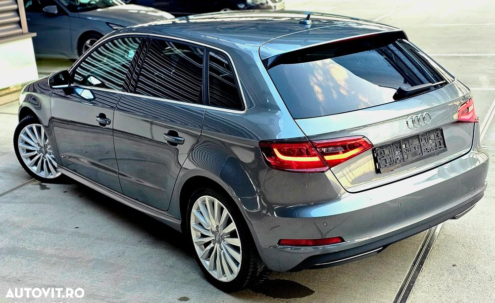 Audi A3 Sportback 1.4 TFSI S line Sportpaket - 14