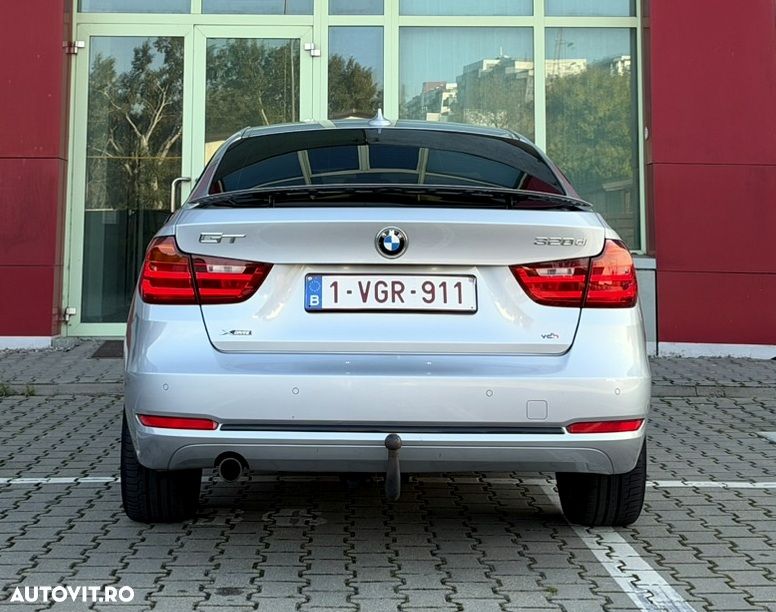 BMW Seria 3 320d DPF Aut. Edition Fleet Sport - 27