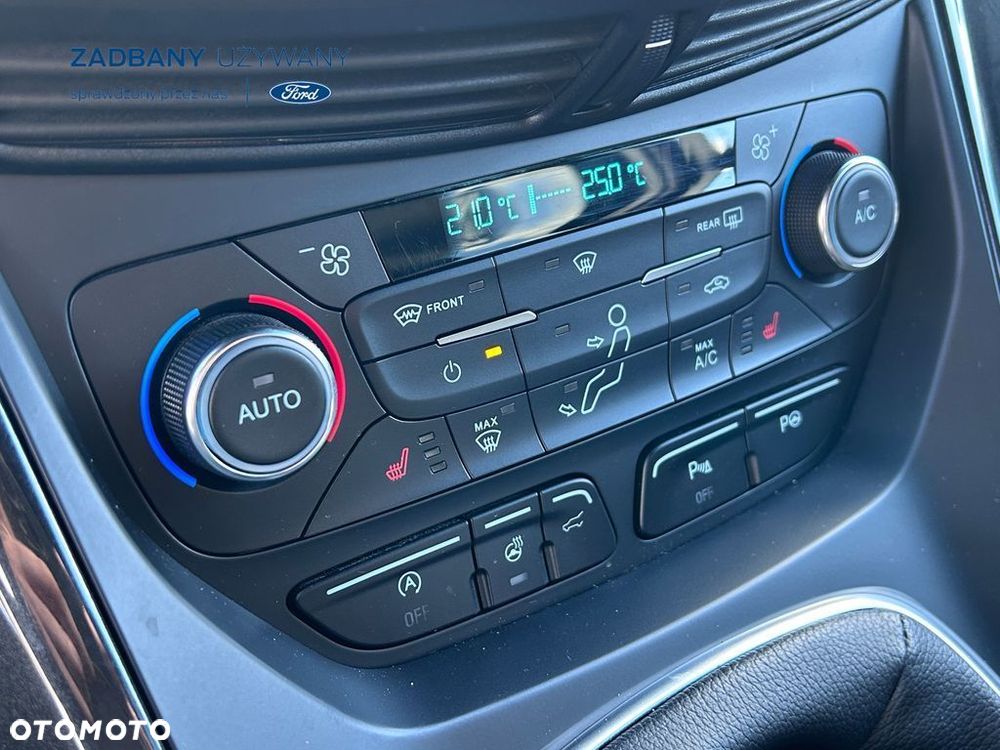 Ford Kuga 1.5 EcoBoost 2x4 ST-Line - 19