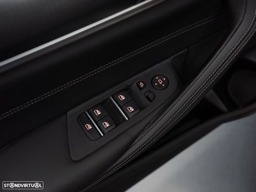 BMW 520 d Pack Desportivo M Auto - 18