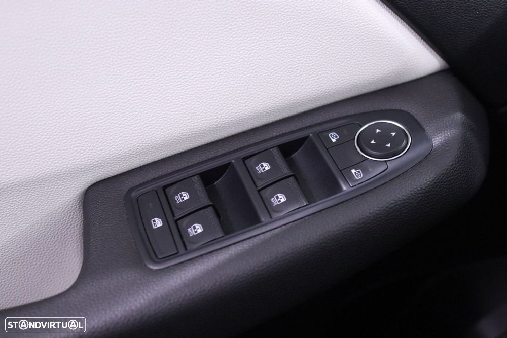 Renault Clio 1.0 TCe Techno - 27