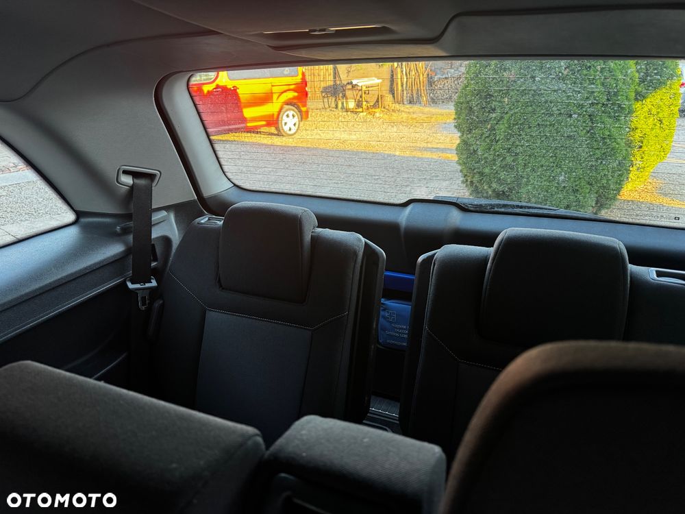 Opel Zafira - 9
