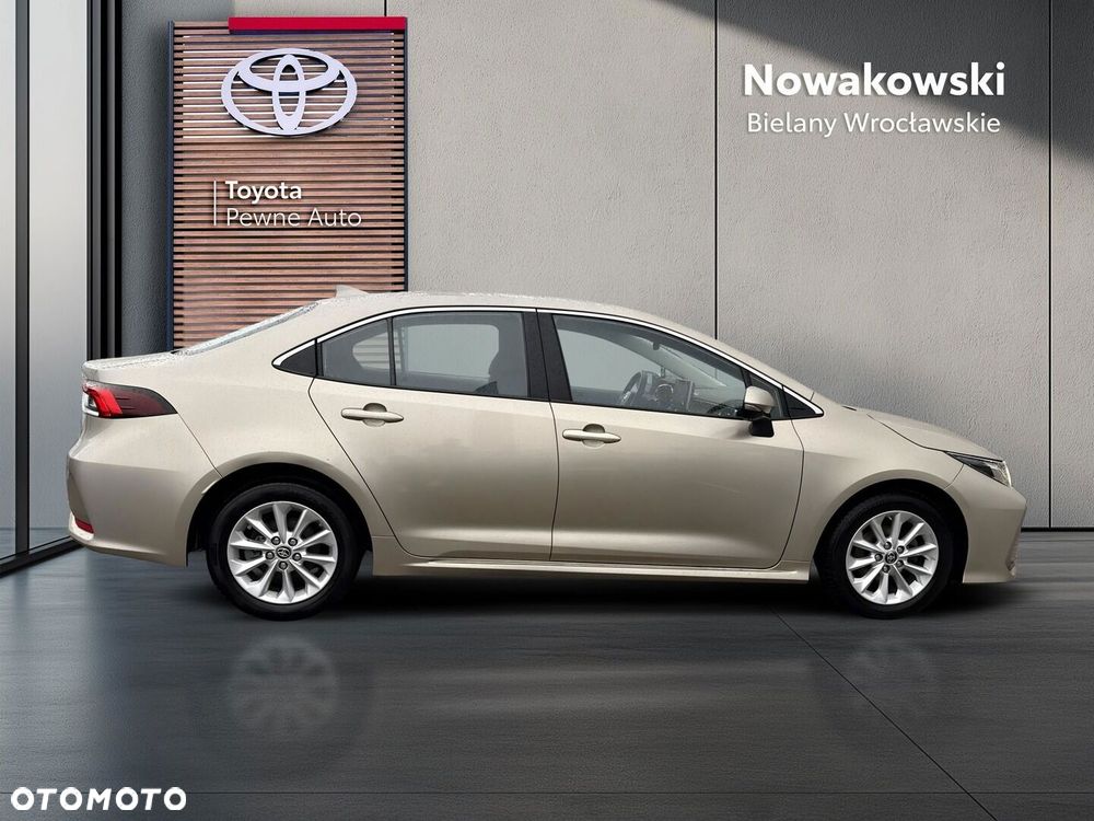 Toyota Corolla 1.6 Comfort - 27