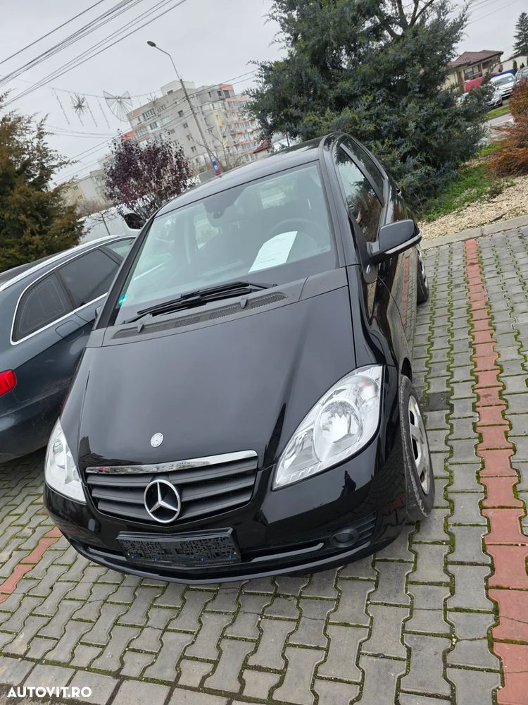 Mercedes-Benz A 160 BlueEFFICIENCY Elegance - 27